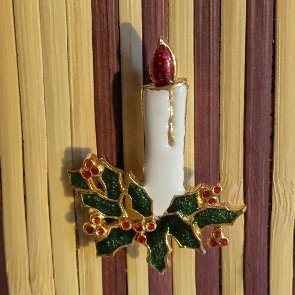 Vintage Enamel Christmas Candle Pin Brooch